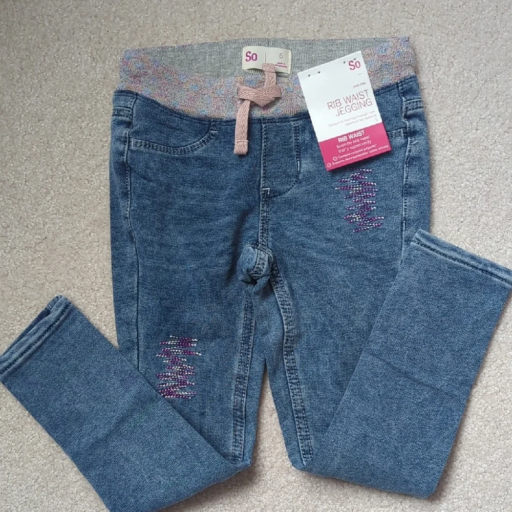 3 For $30 SO Rib Waist Jegging with Pink Accents